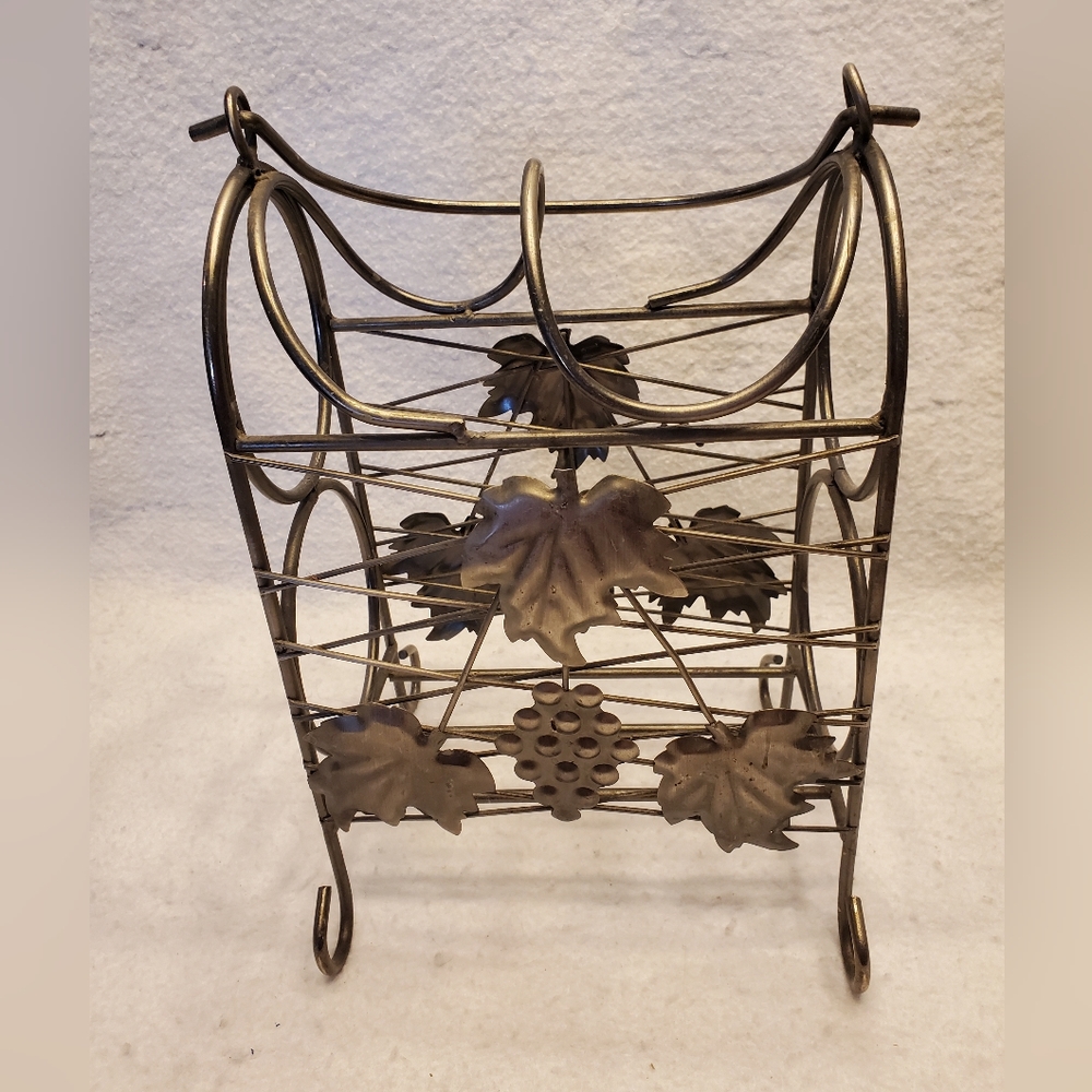 Wine Rack Grapes & Leaves Metal Tabletop For 2 Bottles